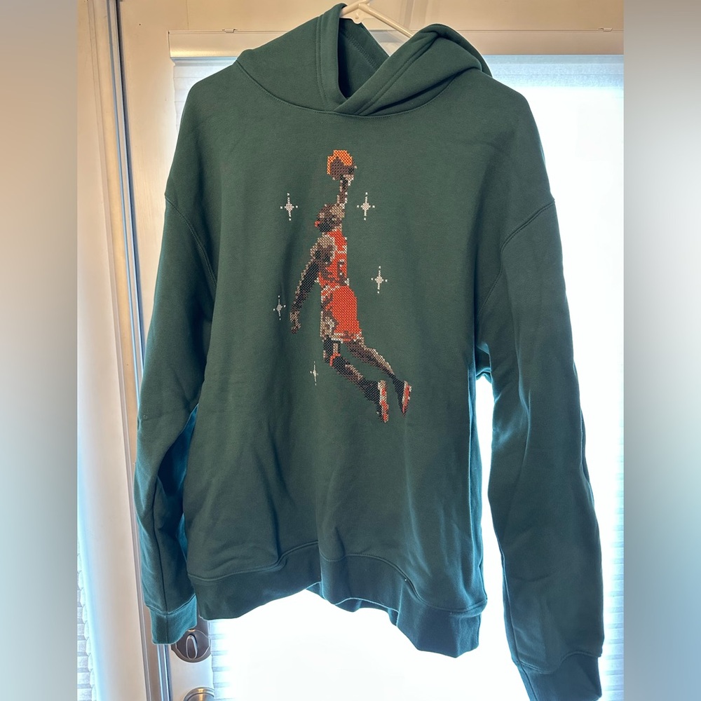 NWOT Jordan Essentials Slam Dunk Contest Graphic Fleece Hoodie Holiday